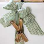 Christmas_Mantel_Decorating_Ideas_Lettered_Cottage_4