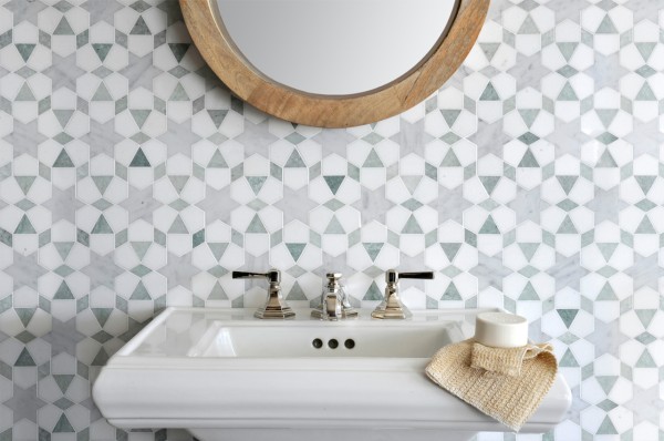 New Ravenna | Backsplash | Mosaic Tile | Medina | Quilt | Ming Green | Thassos White