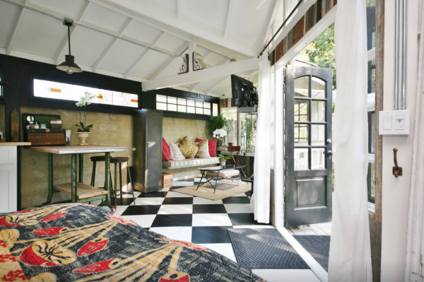 Craftsman Mini Me | Venice Beach | Tiny Canal Cottage