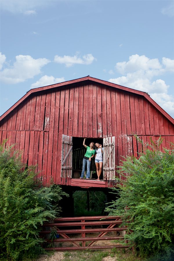 Pike Road Southern Brand | Red Barn | Apparel | T-shirt | Farm