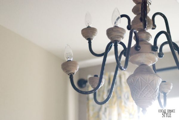 Fabulous DIY Easy Chandelier Makeover with Spray Paint in 1 Hour