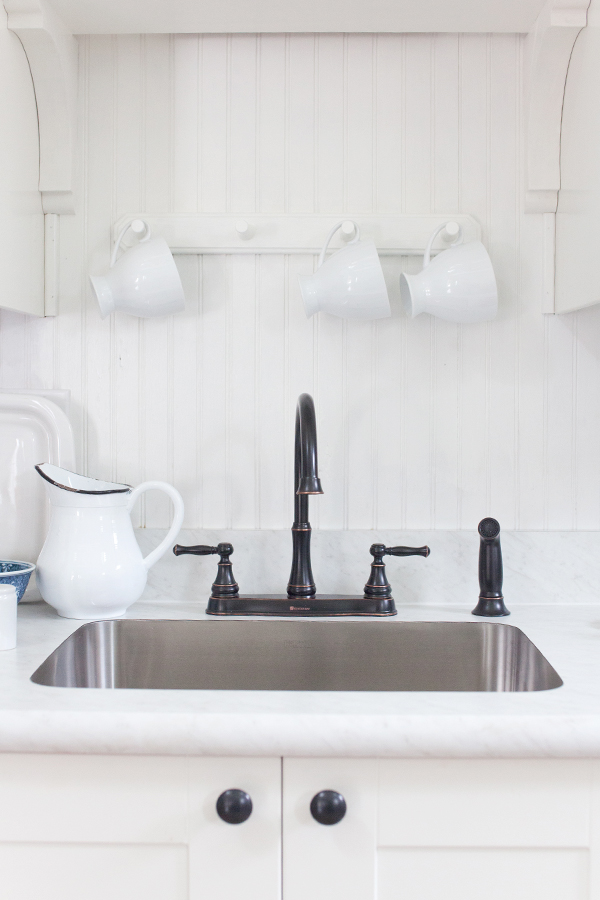 can you undermount a sink with laminate countertops